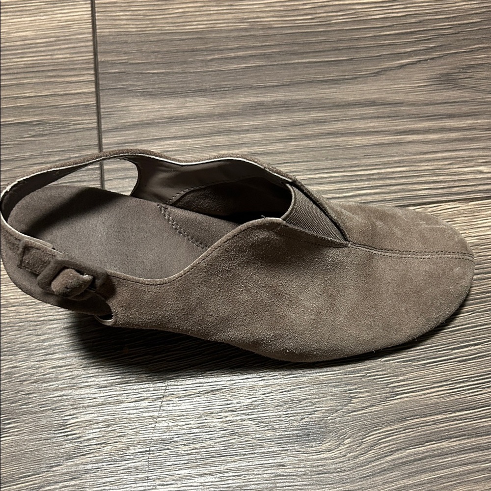 AEROSOLES Women's Brown Suede Ankle Booties